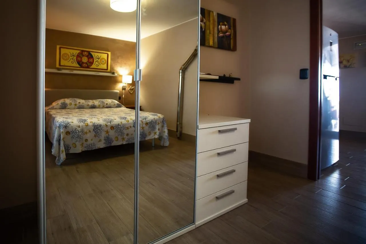 Attico Sul Mare In Centro Villa Capo d'Orlando Italy